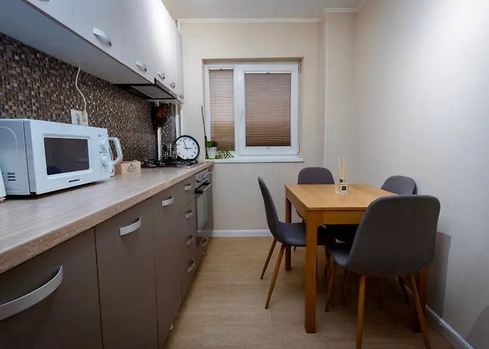 Central Apartment Апартаменти