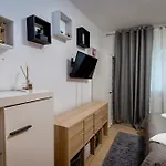 דירה Central Apartment בוקרשט
