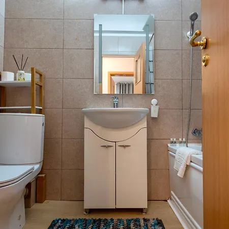 Central Apartment
