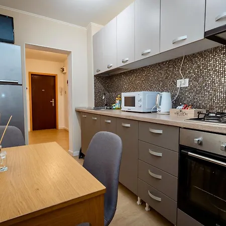 Central Apartment Apartman