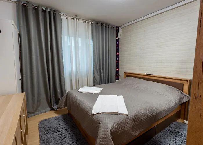 Central Apartment *