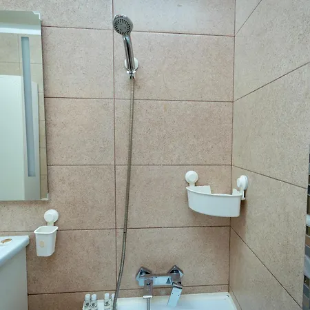 Central Apartment *